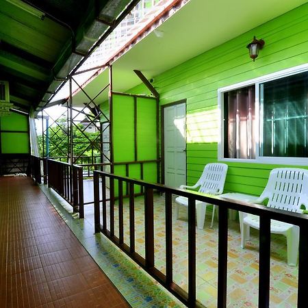 Sand Sea House Phi Phi Don Exterior photo